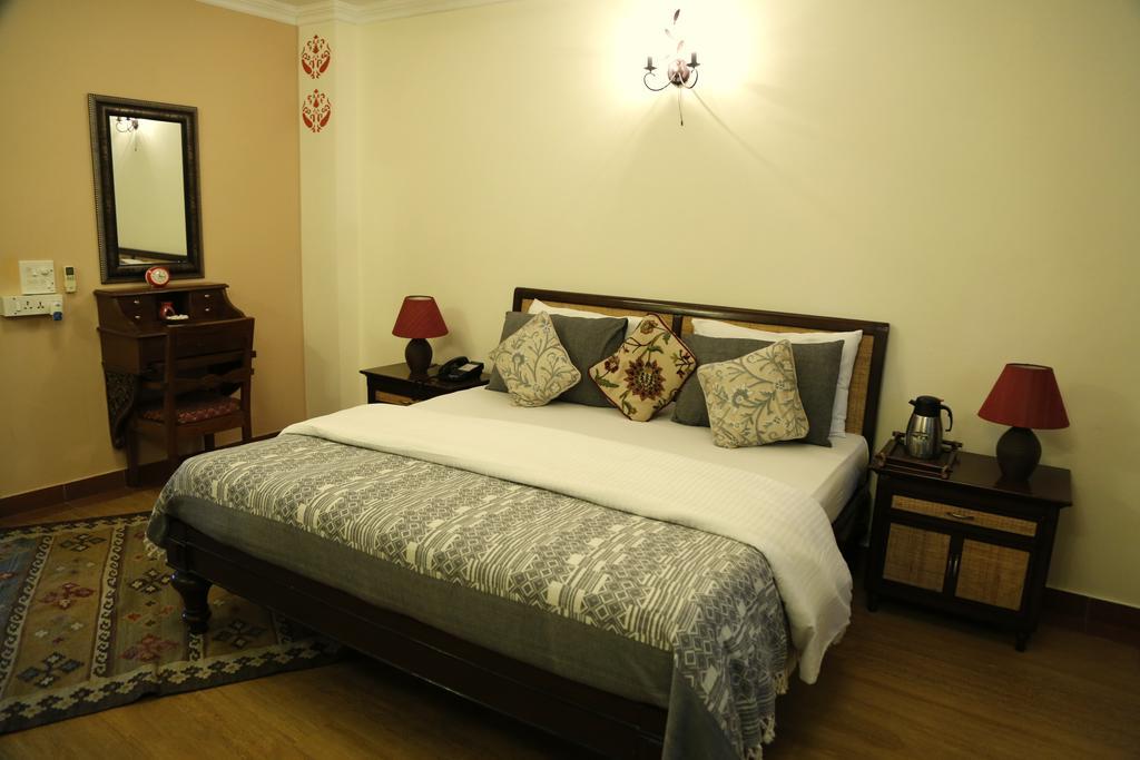 The Estate Villa New Delhi Exterior photo